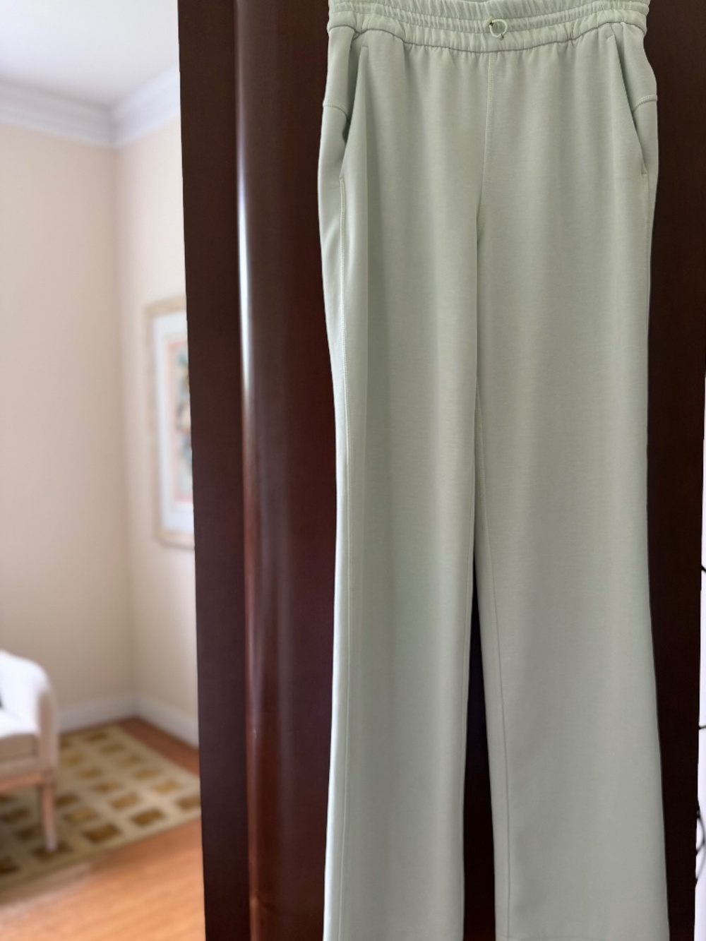 Lululemon Softstreme High-Rise Pant Green Size 4 Athleisure Workout